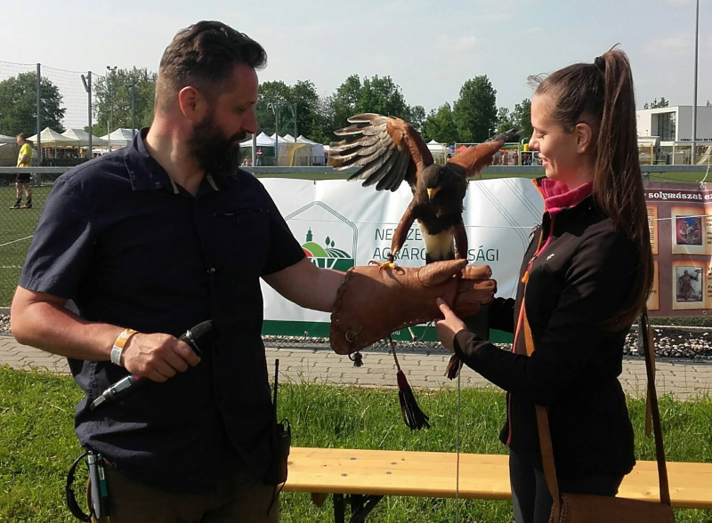 Fényképek - Bátorságpróba a XXi. Pápai Agrárexpó-n / Műsorvezető: Keresztes János